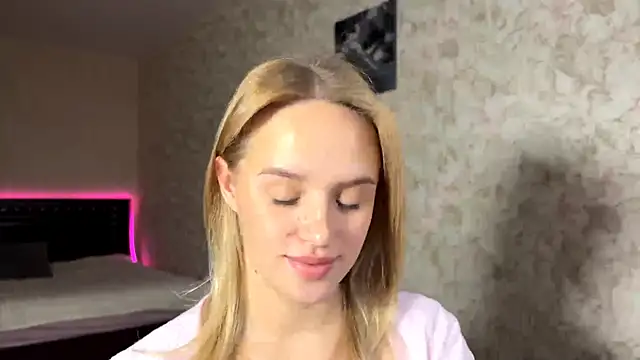 ElisabetLorney online show from October 2025 07:09:02 AM