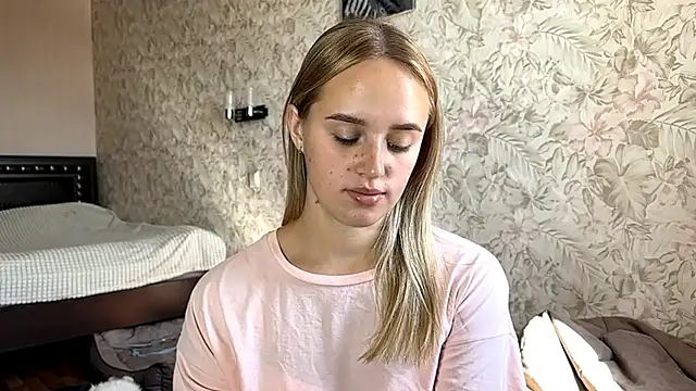 ElisabetLorney online show from September 2025 07:41:02 AM