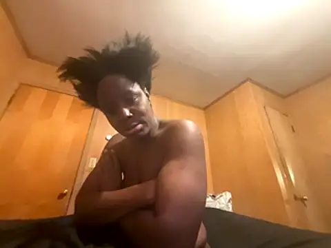 saltlightEmber online show from November 2025 09:47:01 AM