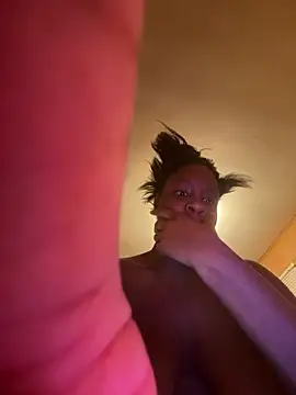 saltlightEmber online show from February 2026 06:47:02 AM