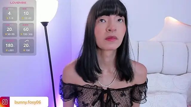 Snapshot of foxybunny chatting on March 2026 04:49:02 AM foxybunny online show from March 2026 04:49:02 AM