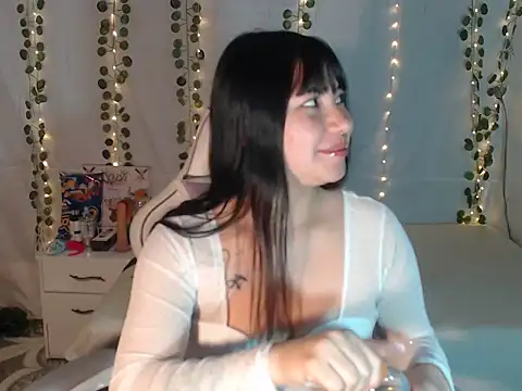 Zulema R1 online show from September 2025 03:34:02 AM