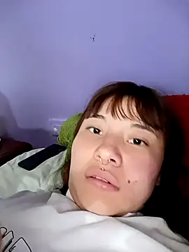 Zulema R1 online show from March 2026 10:43:02 PM