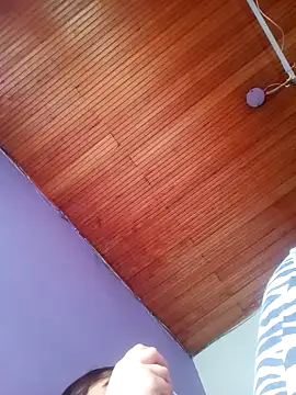 Zulema R1 online show from May 2026 09:01:02 PM
