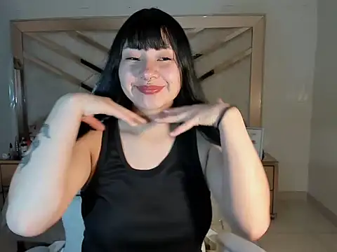 Zulema R1 online show from September 2025 08:09:01 PM