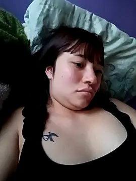 Zulema R1 online show from April 2026 10:44:01 PM