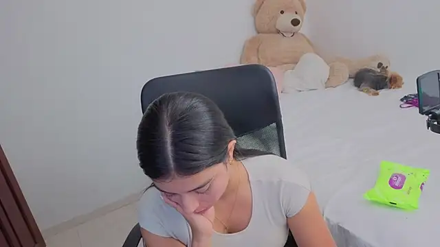 valerihouse online show from March 2026 01:00:01 AM