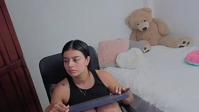 valerihouse online show from March 2026 12:58:02 AM