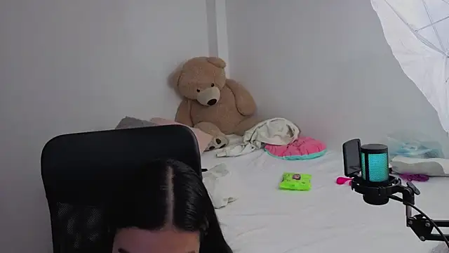 valerihouse online show from March 2026 01:28:01 AM