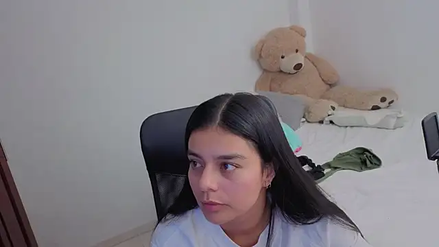 valerihouse online show from April 2026 01:11:02 AM