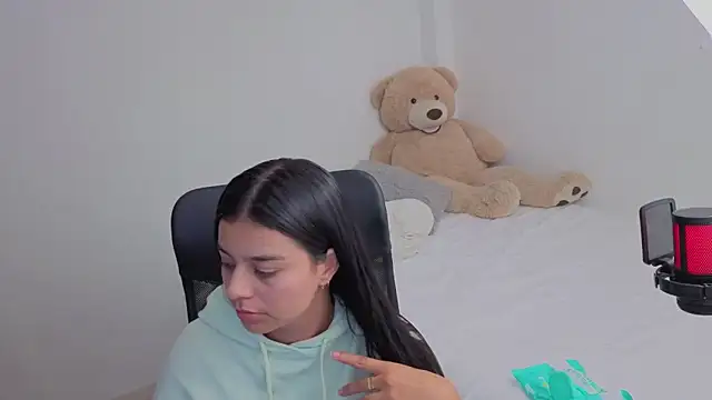 valerihouse online show from February 2026 01:14:02 AM