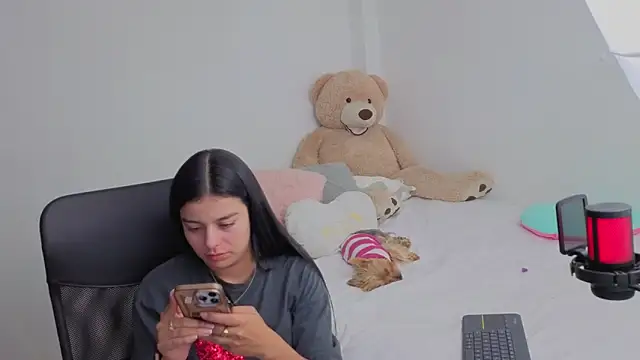 valerihouse online show from March 2026 01:49:02 AM