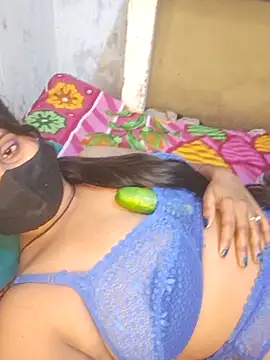 Minu love online show from February 2026 05:59:02 PM