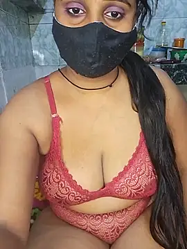 Minu love online show from February 2026 06:21:01 PM