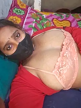 Minu love online show from February 2026 09:03:02 PM