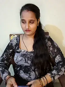 Minu love online show from September 2025 06:50:01 PM