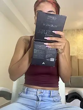 Scarlett 12 online show from April 2026 09:11:01 AM