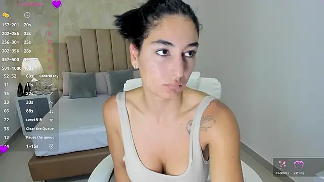 Scarlett 12 online show from March 2026 09:24:01 AM