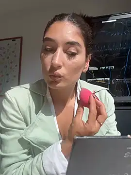 Scarlett 12 online show from March 2026 01:56:01 PM