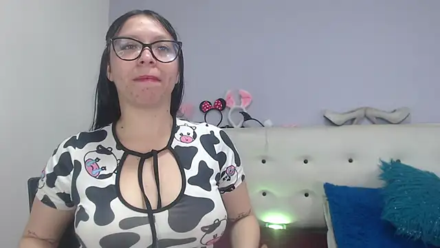 Kate Gale online show from November 2025 01:04:02 PM