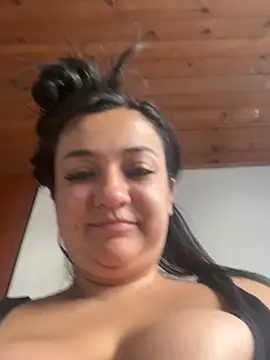 andrea-cohen online show from October 2025 04:39:01 PM