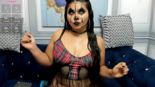Snapshot of Scarleth_horny chatting on October 2025 10:10:01 PM Scarleth horny online show from October 2025 10:10:01 PM