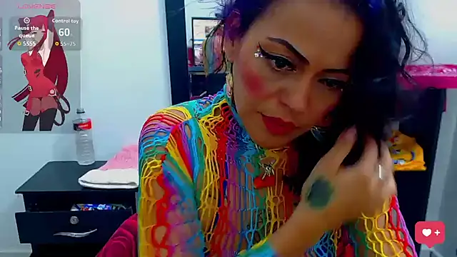 Snapshot of monica_loveet chatting on October 2025 06:03:02 AM monica loveet online show from October 2025 06:03:02 AM