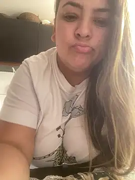 bruna438 online show from June 2026 01:49:01 PM