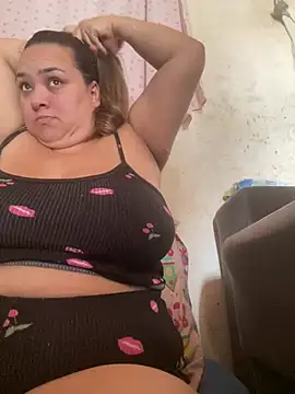 bruna438 online show from May 2026 01:48:01 PM