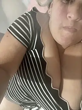 bruna438 online show from March 2026 07:50:02 PM