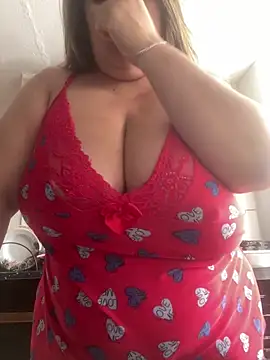 bruna438 online show from May 2026 01:00:01 PM
