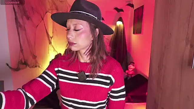 AnnaKimm online show from October 2025 11:55:02 PM