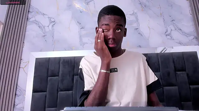 Alan blacke online show from November 2025 01:11:01 PM