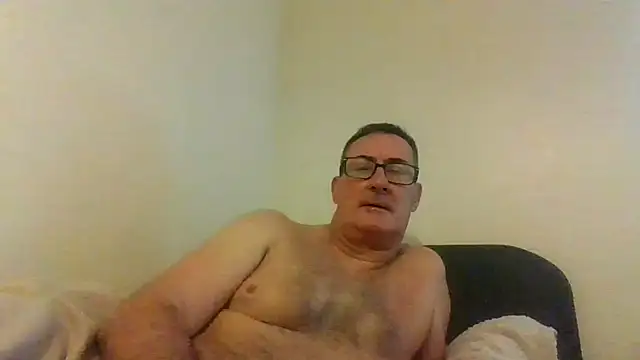 Snapshot of goldenman59 chatting on September 2025 01:07:02 PM goldenman59 online show from September 2025 01:07:02 PM