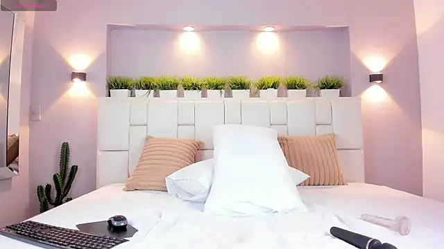 LunnaBlake online show from February 2026 06:26:01 AM