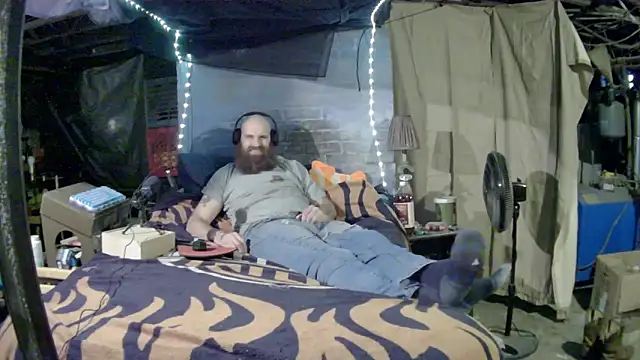 Cowboy815 online show from December 2025 07:57:02 PM