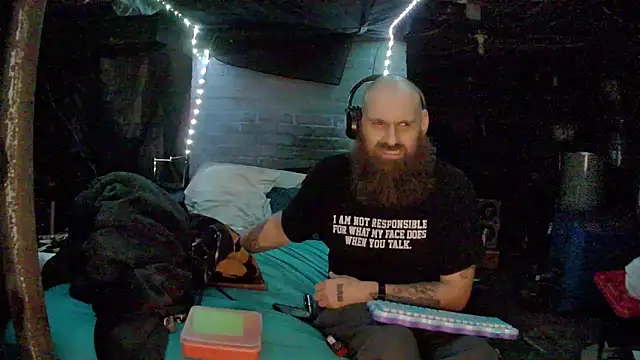 Cowboy815 online show from December 2025 02:24:01 AM