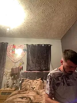 jaycoy22 online show from September 2025 02:44:02 AM