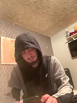 jaycoy22 online show from December 2025 05:14:02 PM