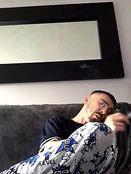 jaycoy22 online show from March 2026 05:35:01 PM