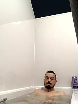 jaycoy22 online show from February 2026 09:58:02 PM