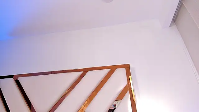 Niicolle Evanss online show from April 2026 07:51:01 PM