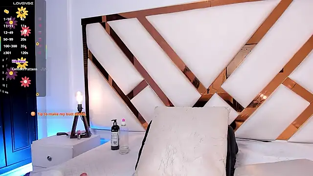 Niicolle Evanss online show from March 2026 07:48:01 PM