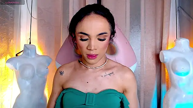 Cristal Gem1 online show from April 2026 11:11:01 AM