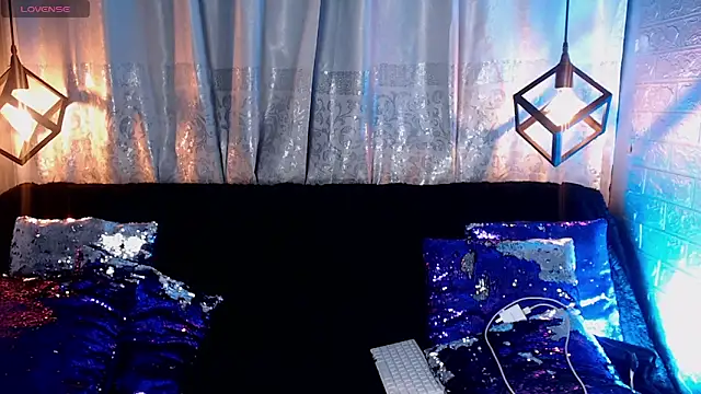 Cristal Gem1 online show from March 2026 11:04:02 AM