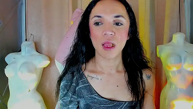 Snapshot of Cristal_Gem1 chatting on June 2026 11:26:01 AM Cristal Gem1 online show from June 2026 11:26:01 AM