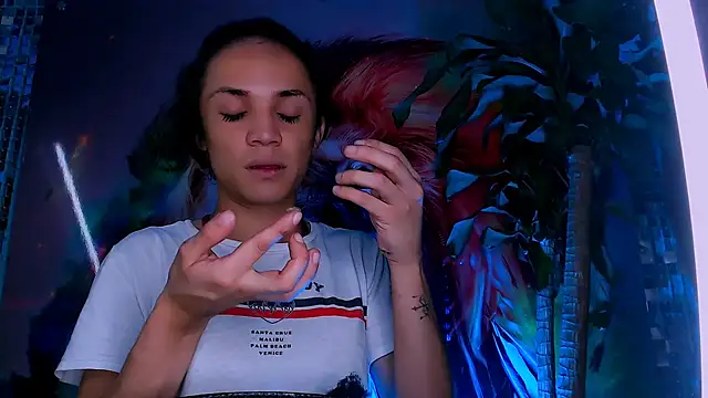 Cristal Gem1 online show from November 2025 03:12:02 AM