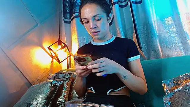 Cristal Gem1 online show from February 2026 02:02:02 AM