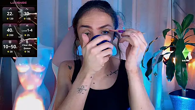 Cristal Gem1 online show from May 2026 11:55:02 AM