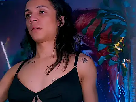 Cristal Gem1 online show from October 2025 04:35:01 AM